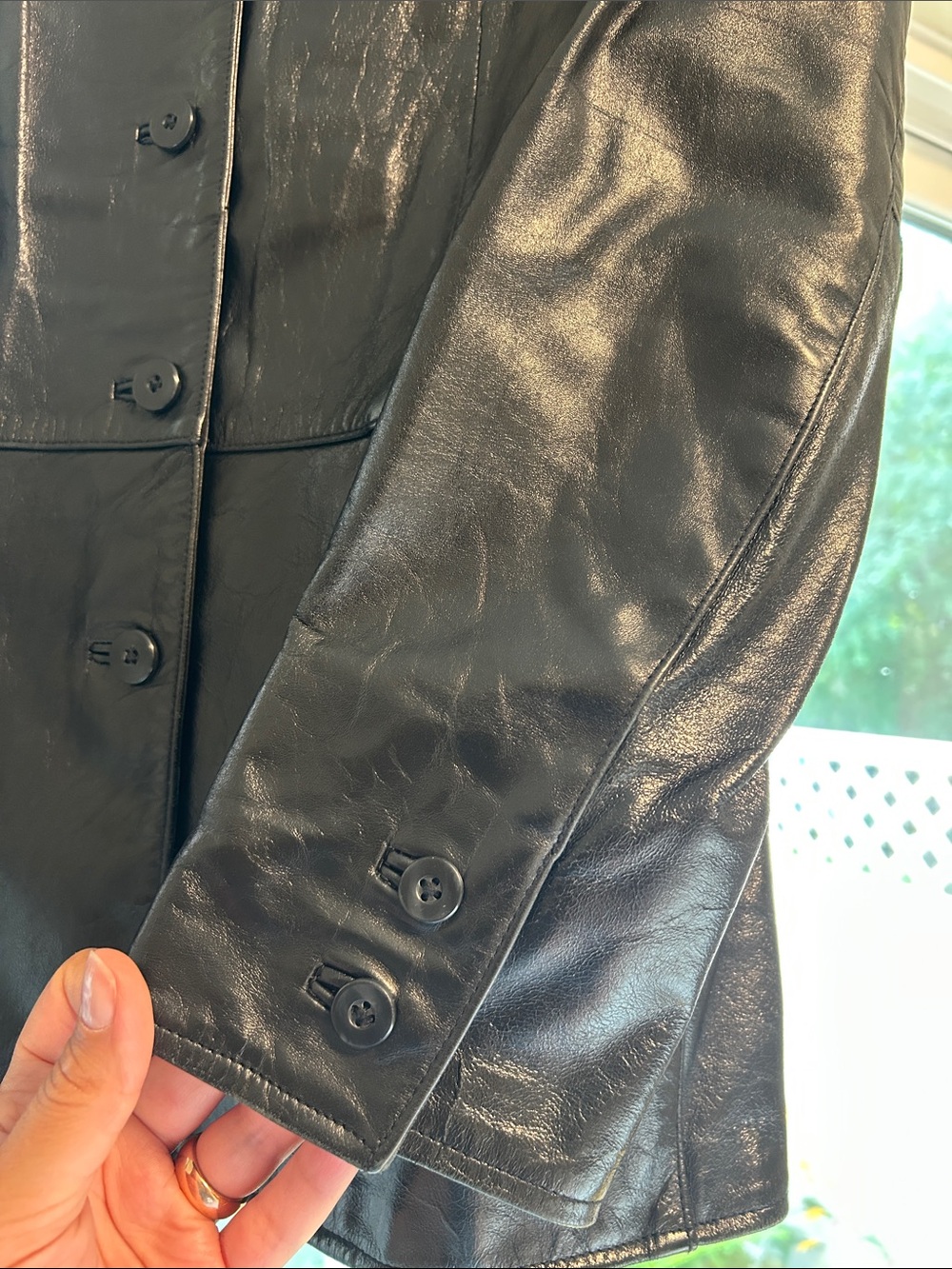 Gap Jacket 100% Leather - Picture 7 of 8